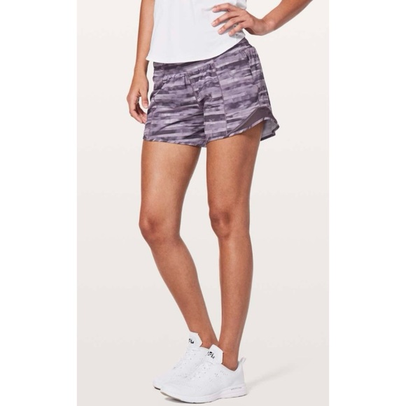 LULULEMON Shadowed Smoked Mulberry Hotty Hot Short II - Picture 1 of 5